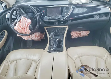 2018 Buick Envision Essence z USA, uszkodzony, nr VIN LRBFX1SA8JD016716